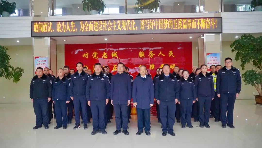 县委书记高勇春节慰问一线工作者，他们的坚守为何如此重要？