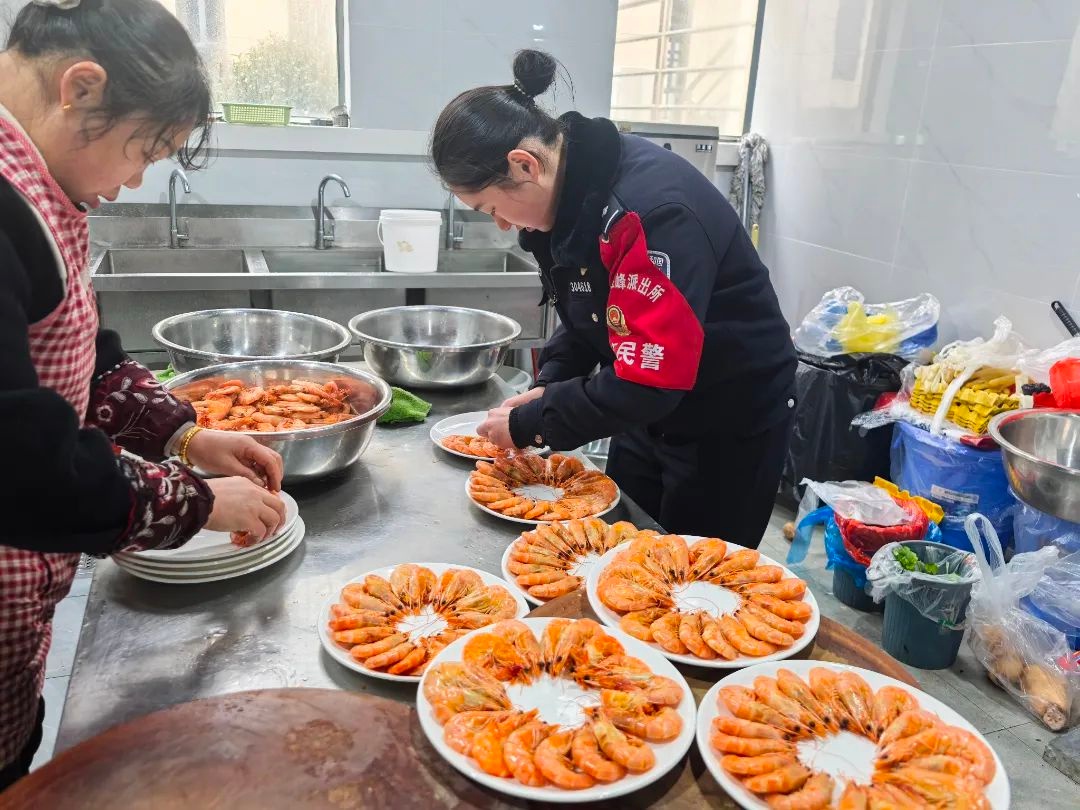 经开公安分局年夜饭大揭秘：警营里的团圆饭竟然这么特别  第3张