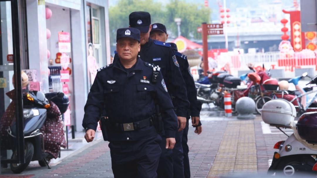 春节团圆时刻，他们为何选择坚守岗位？仁化县警察的10年坚守故事