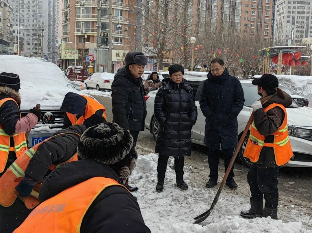 区长带队慰问春节坚守者！背后有何暖心故事?  第1张
