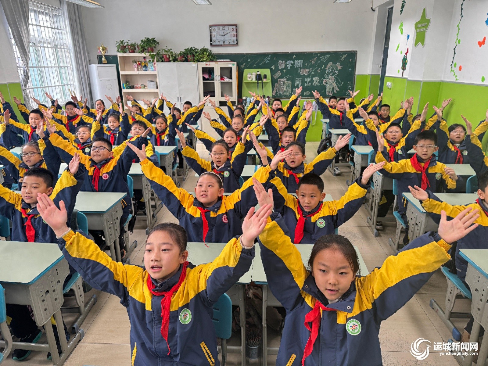 课间手势舞竟让课堂效率飙升！孩子们为何如此痴迷？