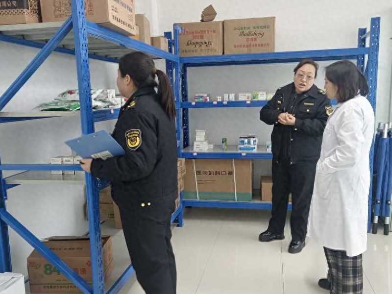 紫云县学校药品安全大检查，师生用药隐患竟然这么多  第1张