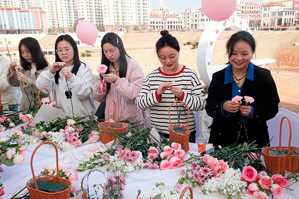 春风有信，花开无期——衡阳县教育局女职工如何用巧手育花绽芳华？  第3张