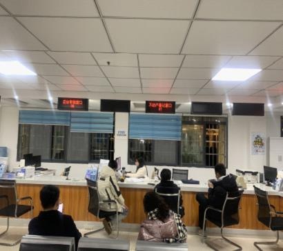 安顺不动产登记中心延时服务，群众办事不再难！你还在为办事时间发愁吗？
