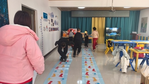 如何用一部电影点亮困境儿童的‘心’能量？揭秘心理疏导的神奇力量  第3张