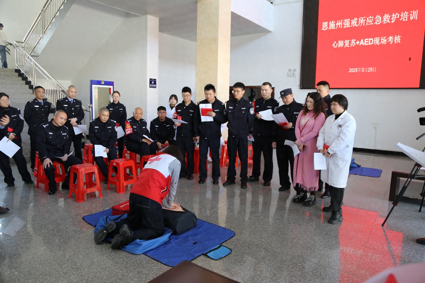 恩施州强制隔离戒毒所如何通过应急救护培训筑牢安全底线？