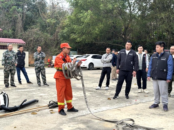 清明节前森林防火培训大揭秘！台城街道如何提升应急处置能力？  第2张
