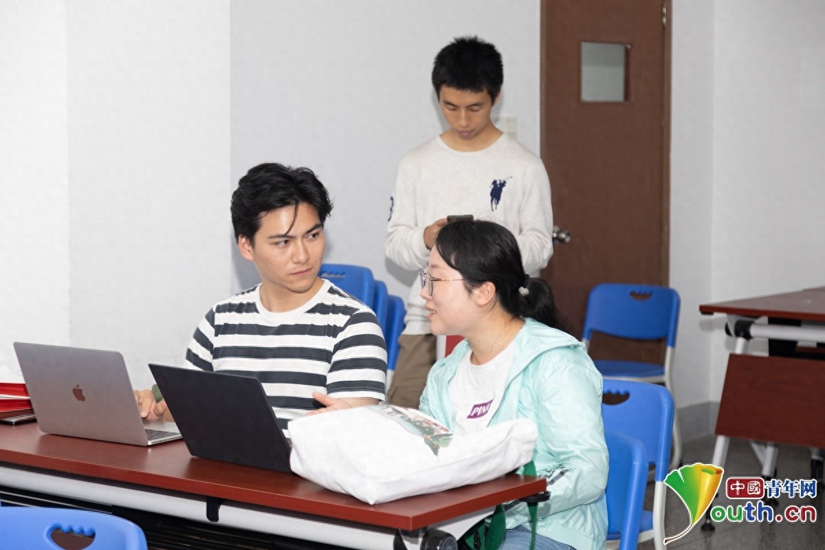 考研路上，谁是你最温暖的‘搭子’？揭秘背后的情感力量