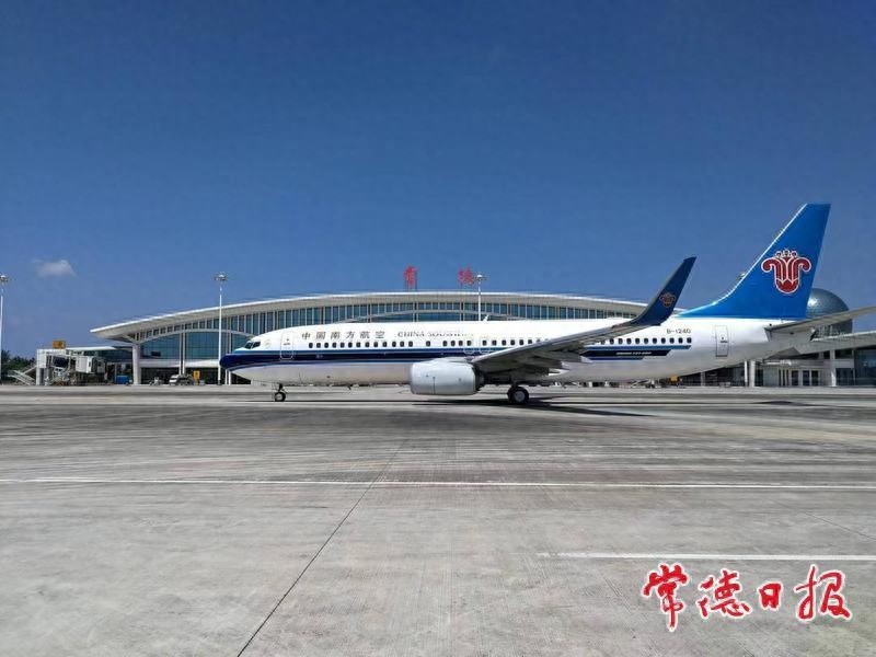 常德桃花源机场新航季大揭秘：10条航线、12个航点，你的旅行计划准备好了吗？  第1张