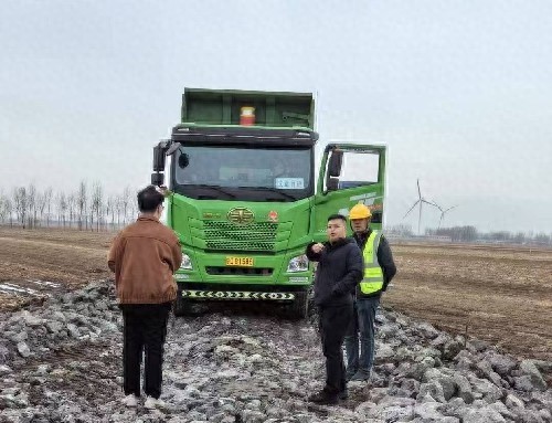 黑山县自然资源局如何实现耕地保护与基建双赢？揭秘表土剥离背后的科学方案