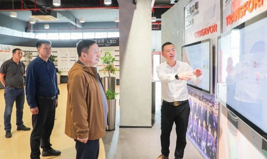 甘南州长带队考察长三角AI超算中心，数字经济新赛道如何抢占先机？