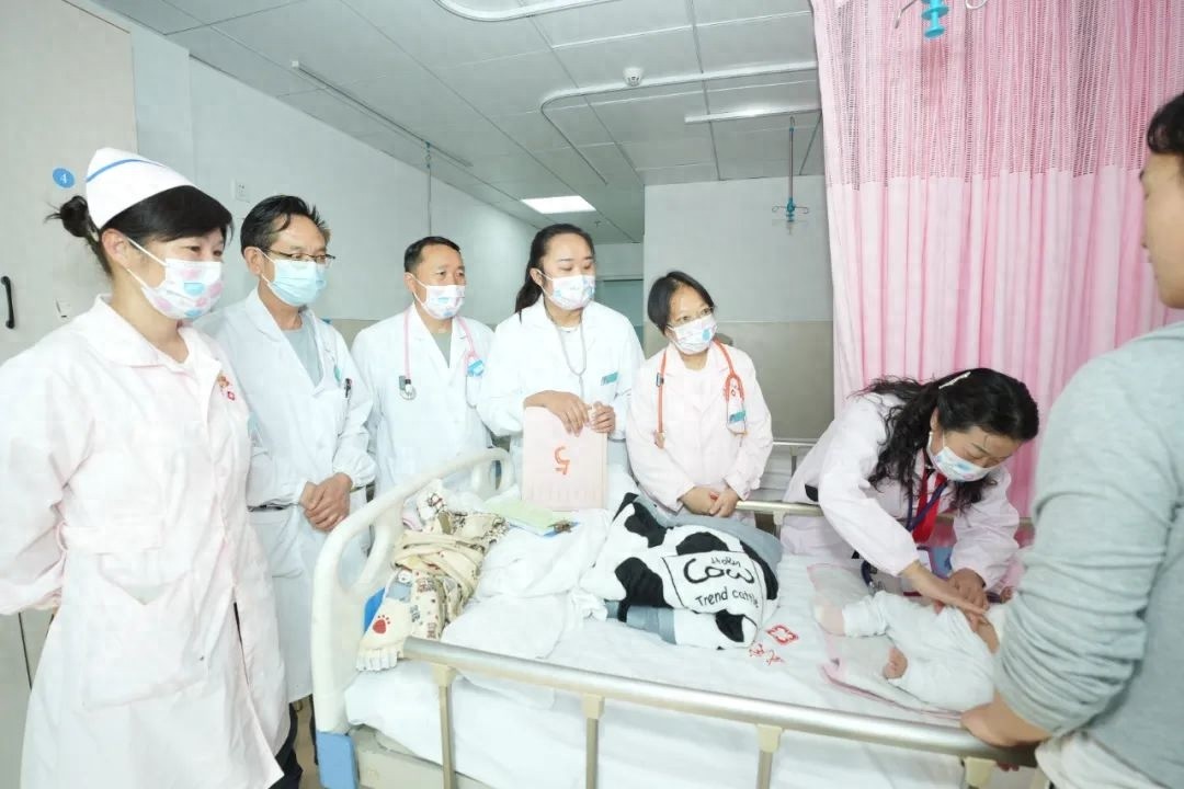 沪滇银龄行动武定行！张爱华为当地儿童健康做了啥？