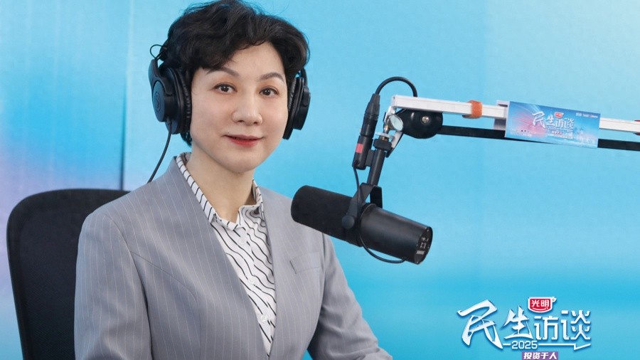 2025民生访谈：孩子成绩一般但动手强，热门技能方向有哪些？