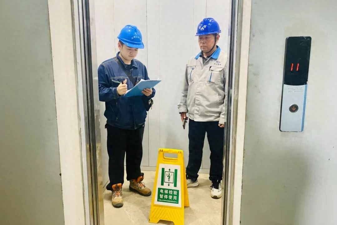 我市今年启动住宅电梯维修改造更新专项行动！430部老旧电梯咋改？