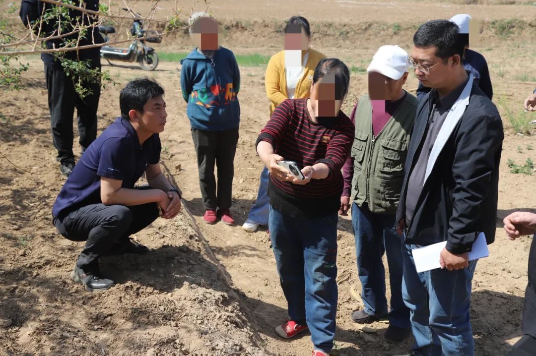 土地纠纷闹多年？翼城法院法官田间调解化解矛盾！咋做到的？  第2张
