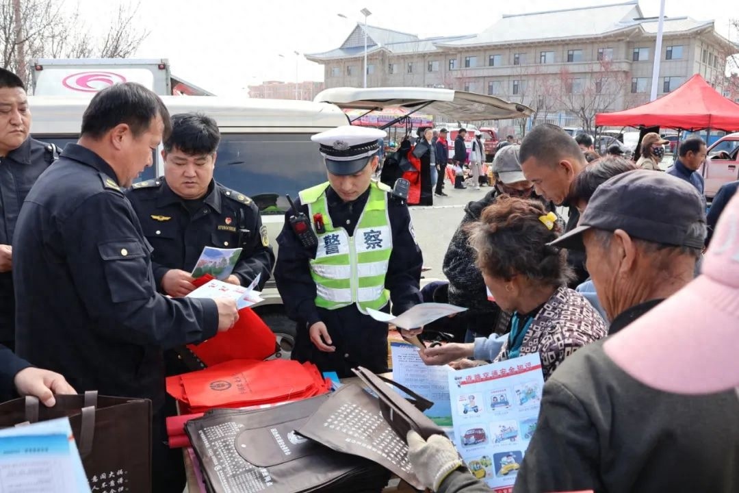 春耕备耕农忙时，珲春交巡警如何护航农村道路交通安全？