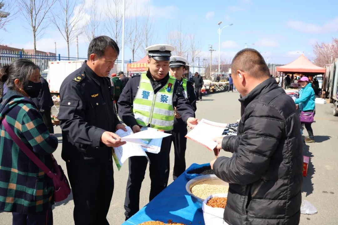 春耕备耕农忙时，珲春交巡警如何护航农村道路交通安全？  第3张