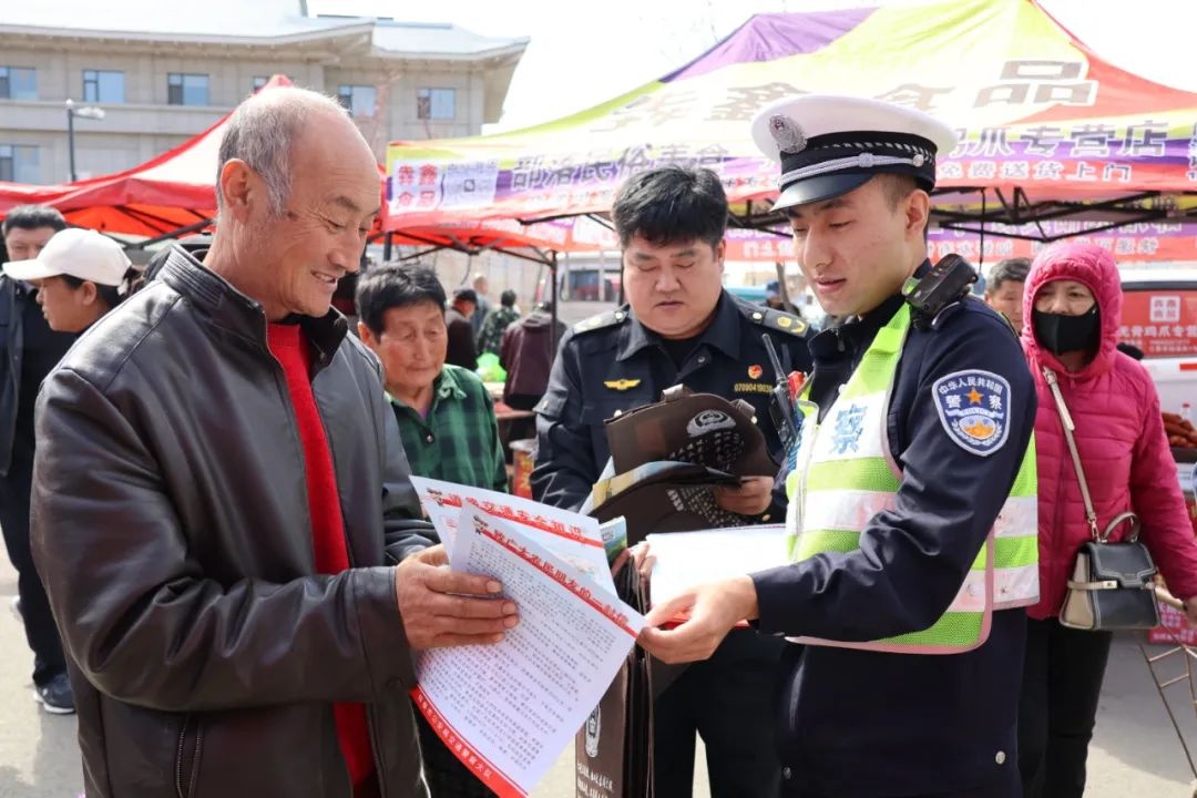 春耕备耕农忙时，珲春交巡警如何护航农村道路交通安全？  第4张