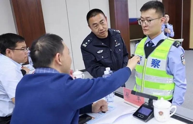 科技兴警三年行动计划下，元宝山区公安分局凭何斩获佳绩？  第2张