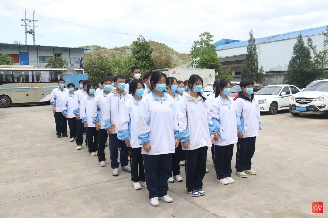 4月25日黔东南州开展环保设施开放活动！40余志愿者都去了哪？  第11张