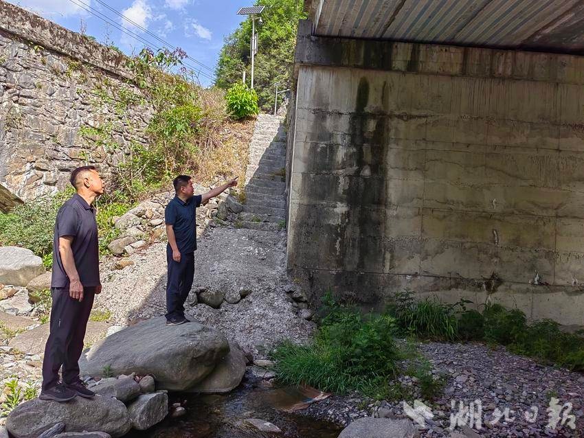 五一假期将至，公路养护中心如何全力保障出行安全？快来瞧  第2张