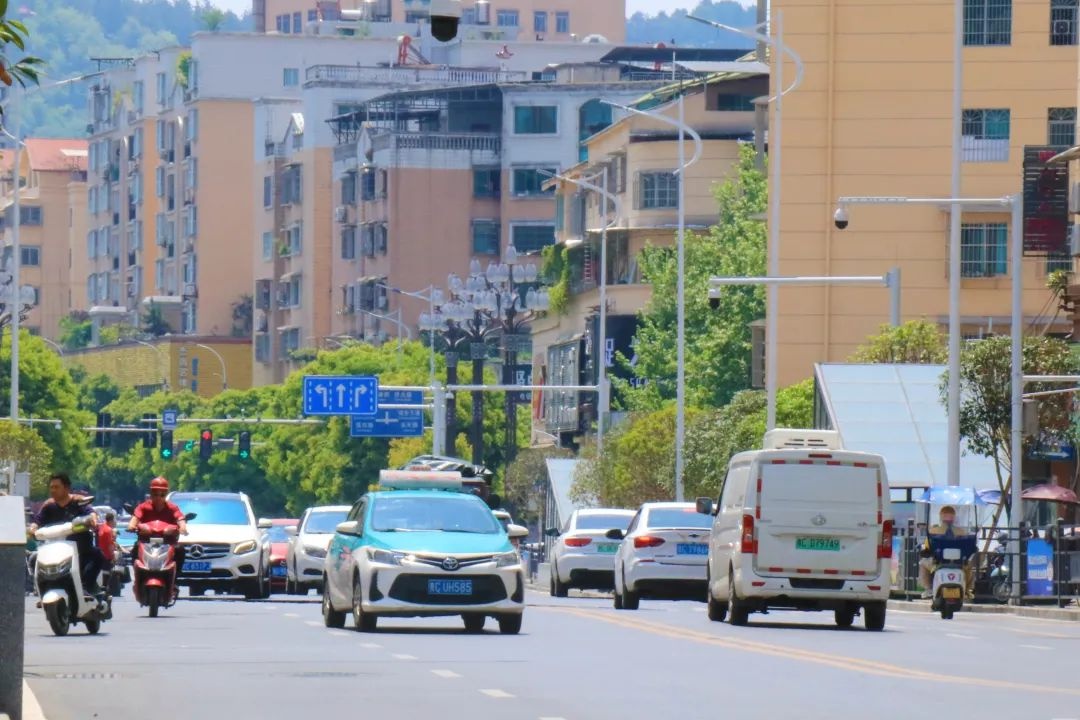 2025年4月30日要取消绥阳县这段人行斑马线通道？咋回事  第2张