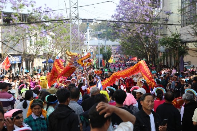4月26日玉溪市元江县因远镇米干节开幕！你去过吗？  第2张