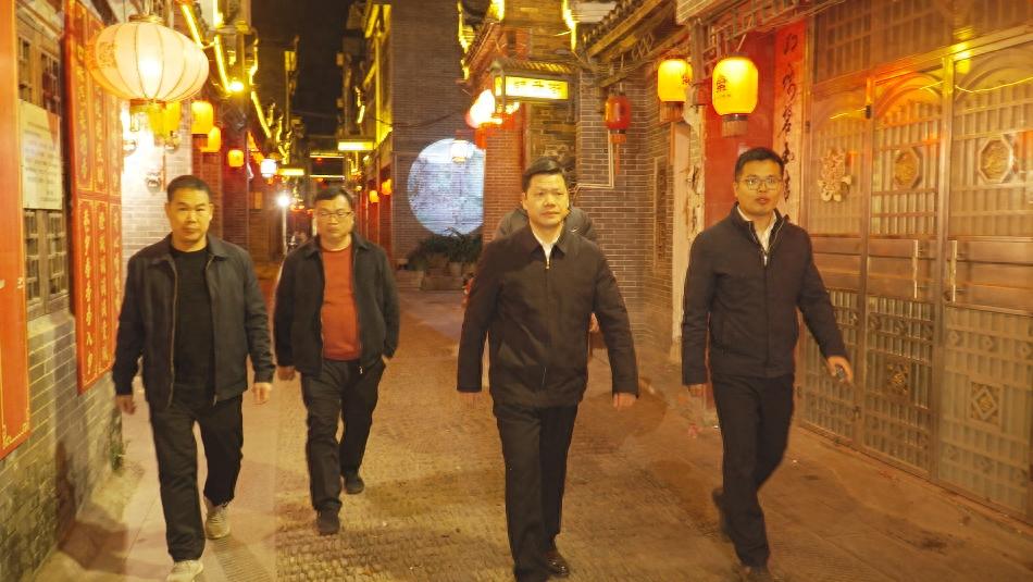 除夕夜县长亲自督导，烟花爆竹禁燃禁放为何如此重要？