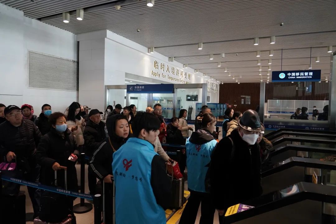 除夕海上过年，1200名旅客如何享受‘快进快放’的别样假期？  第3张