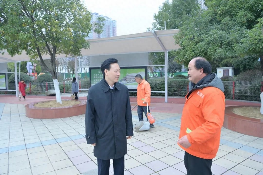 市长除夕慰问一线工作人员!背后有何深意?