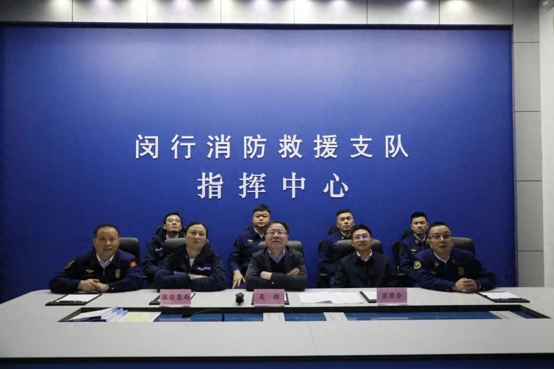 区领导亲临一线，春节期间消防安全如何保障？揭秘闵行区的坚守与奉献