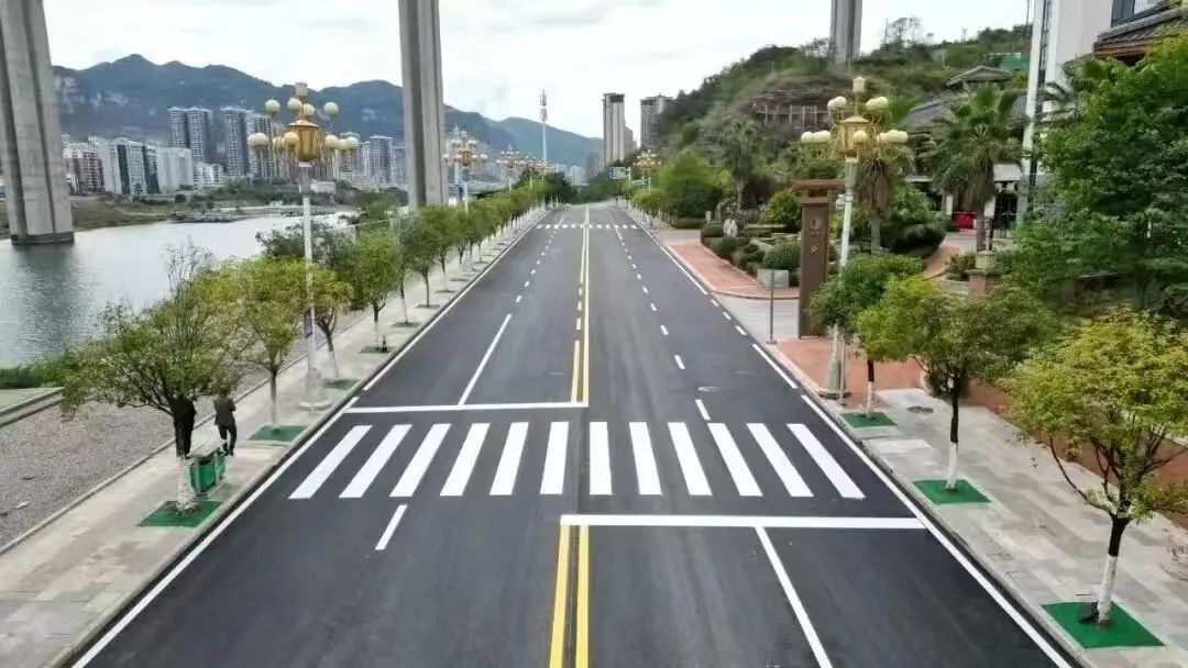 春节万家灯火时，谁在寒风中守护城市的洁净？致敬这些默默无闻的英雄  第5张