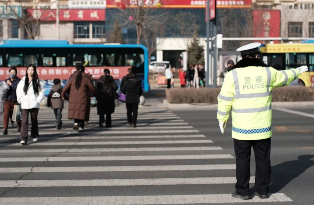 春节团聚时他们坚守奉献!兰州新区公安为何如此尽职? 第10张 春节团聚时他们坚守奉献!兰州新区公安为何如此尽职? 第10张