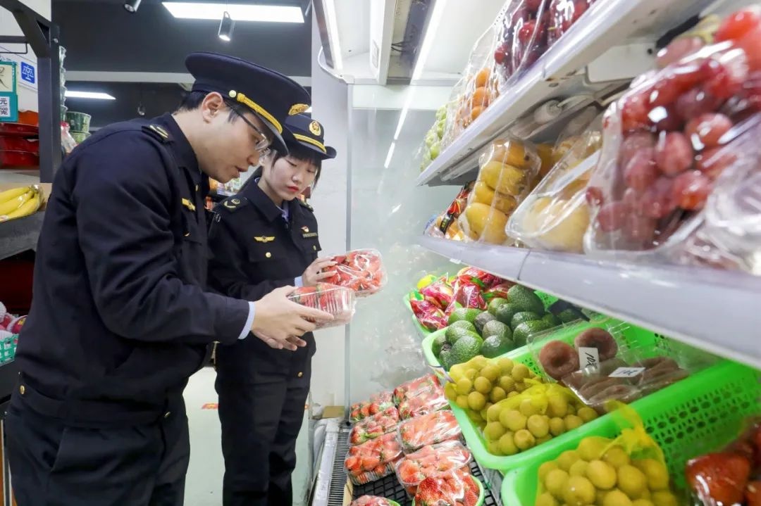 新春佳节阖家团圆，谁在坚守岗位守护幸福？西城区市场监管人的故事  第3张
