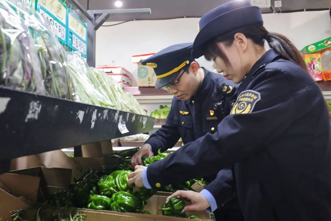 新春佳节阖家团圆，谁在坚守岗位守护幸福？西城区市场监管人的故事  第4张