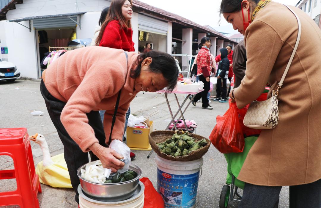 路口镇腊月廿五逢圩:蛇年最热闹的圩场!你去过吗?  第3张