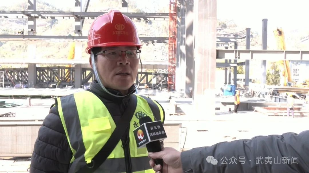 新春佳节万家团圆，建设者坚守一线?这就是工地上的别样年味!  第3张