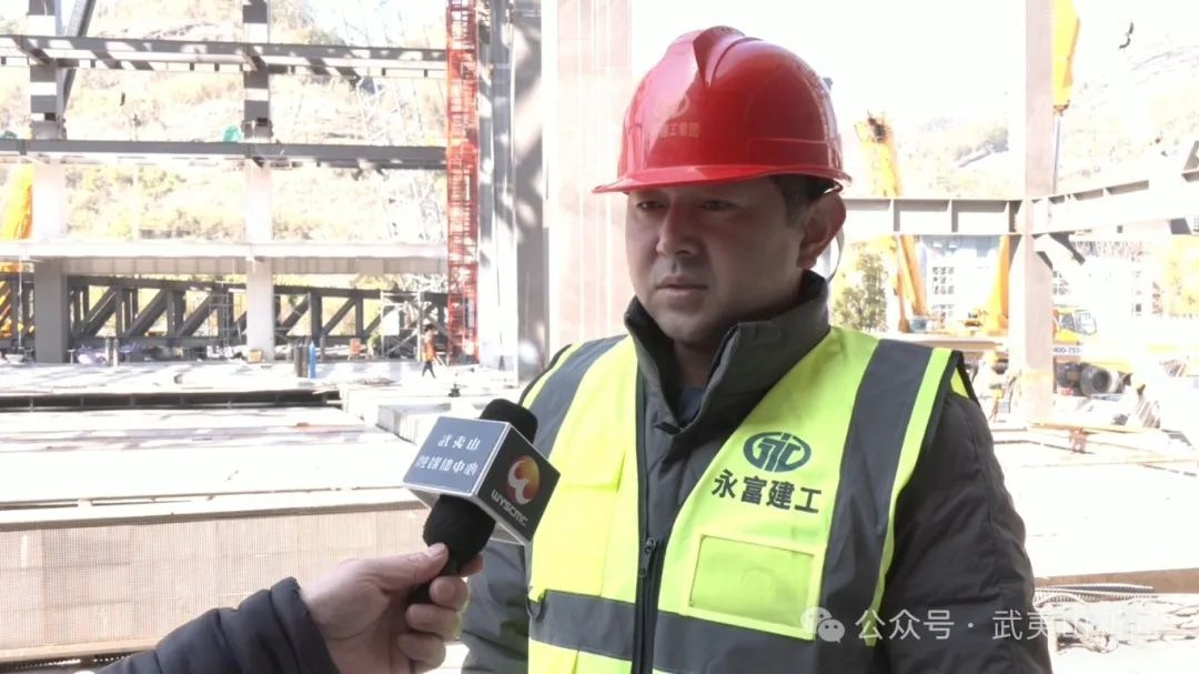 新春佳节万家团圆，建设者坚守一线?这就是工地上的别样年味!  第5张