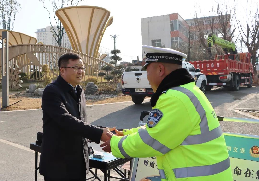 市长刘永革春节深入多单位调研慰问,背后深意何在?  第3张