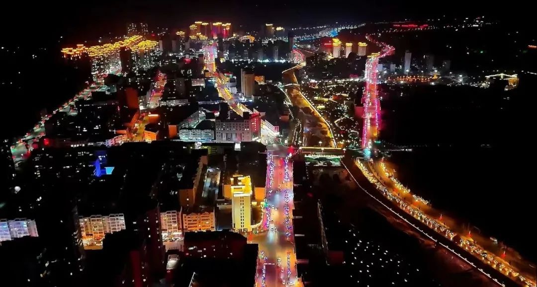 赶集日人多物杂易乱! 谁来保障平安? 是他们!  第3张