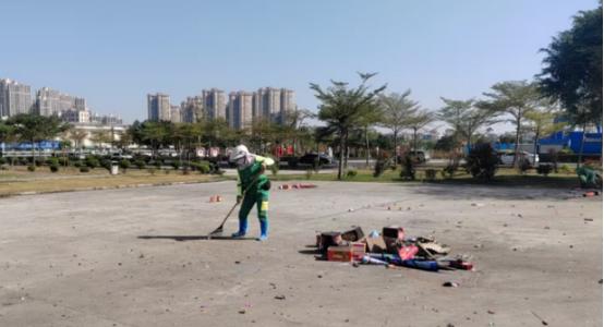 2025年大年初一，环卫工城综队员坚守岗位！你知道吗？  第6张