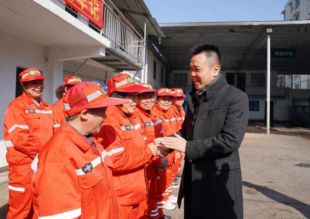春节阖家团圆时，他们坚守岗位！市长慰问背后有何深意？