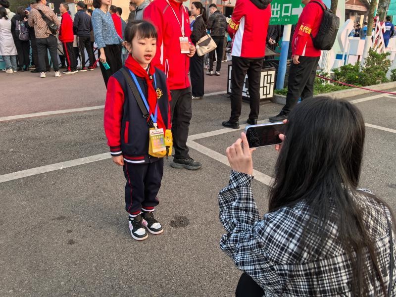 6名小学生化身小记者，他们的采访故事竟如此精彩  第2张