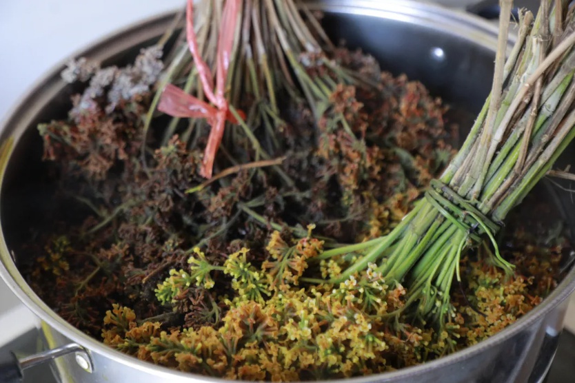 罗平布依族五色花米饭：视觉味觉的双重盛宴？  第4张