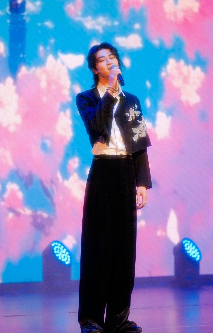 星临天下演艺空间启幕！虹口新娱乐地标？