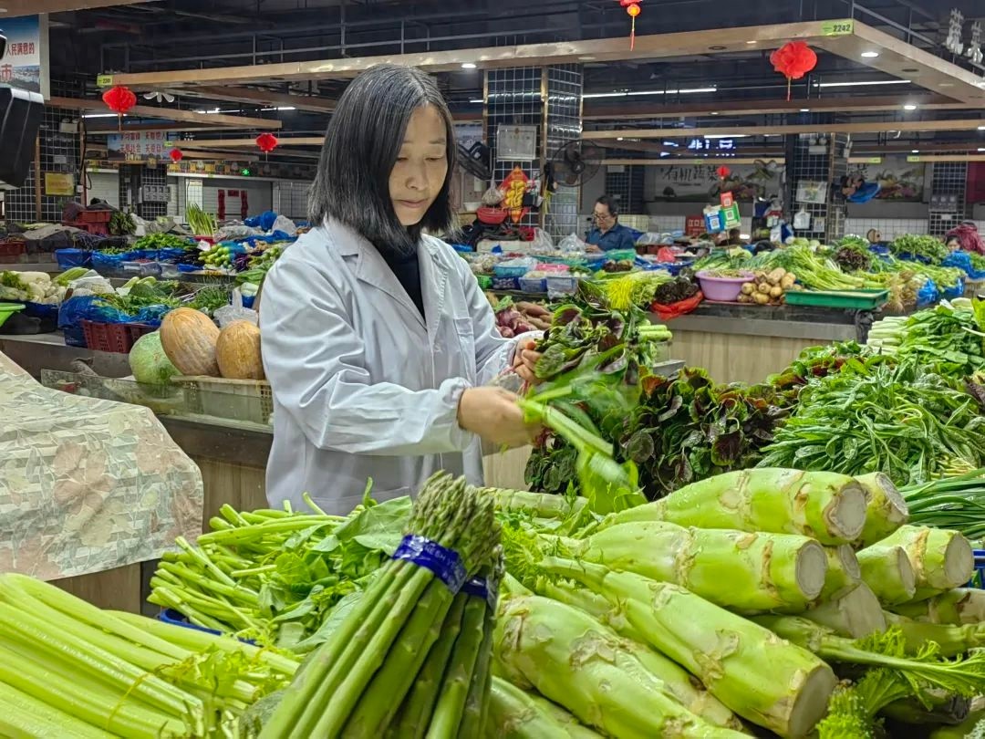 守护公共安全，保障民生！翠柏农贸市场快检员的每日坚守？