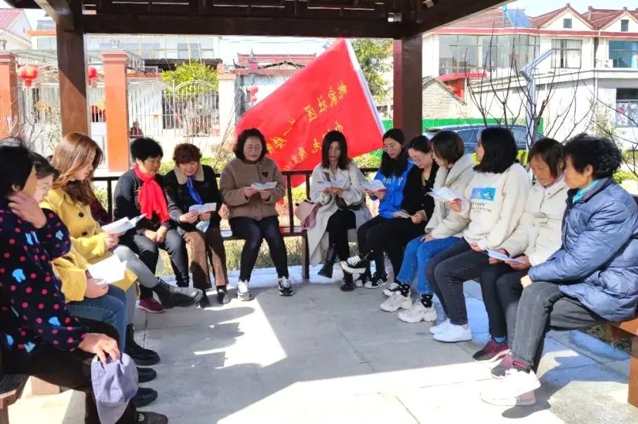 8年精心擘画！九龙镇姚家社区凭何重塑生态脉络，焕发蓬勃生机？  第3张