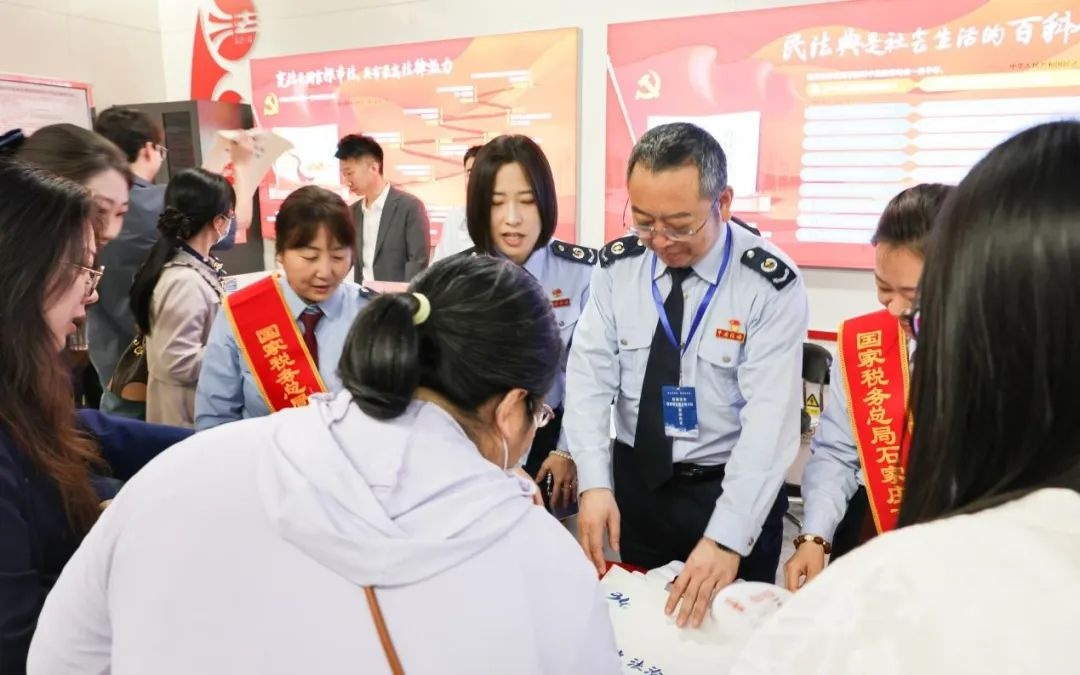4月29日石家庄首家地铁便民普法站启动！你知道能提供啥服务吗？  第2张