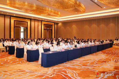 4月27日赤坎区与湛江中心人民医院合作！1+4+8模式能带来啥？  第2张