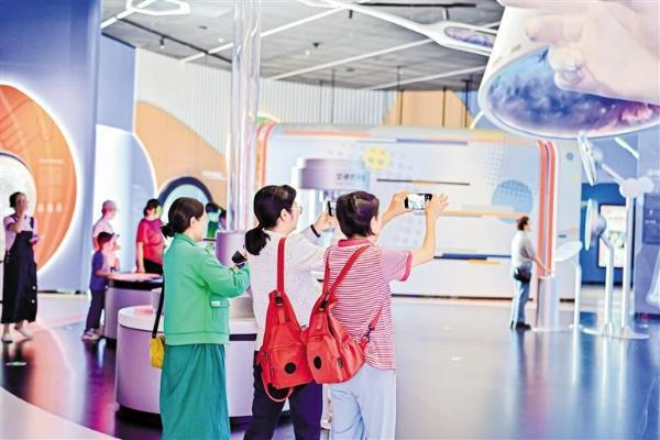 深圳科技馆创新范式！950 个展项引领科普新潮流？快来看  第4张